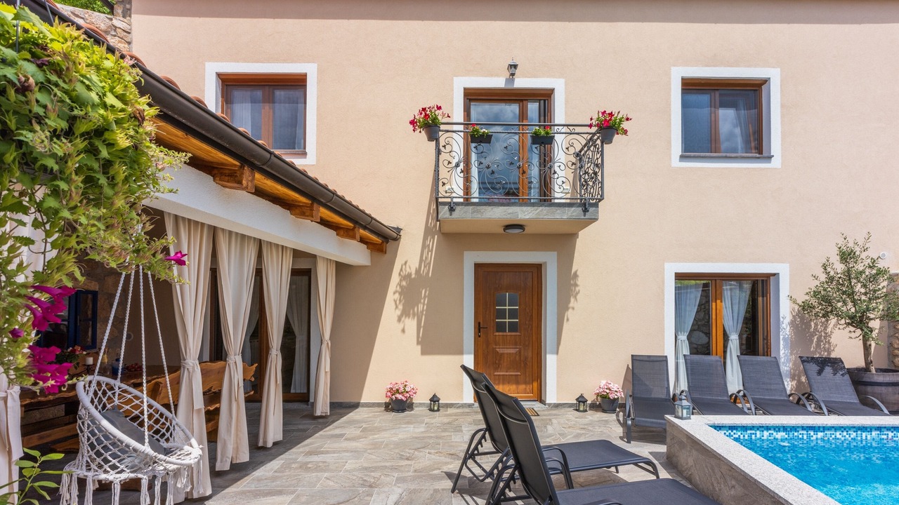 Photo of Patio Balcony in Grizane