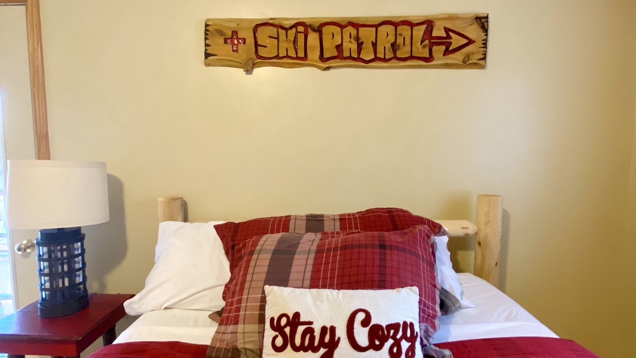 Photo of Bedroom in Town of Webb