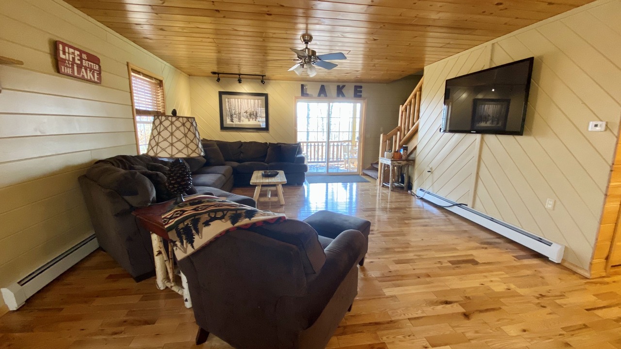 Photo of Livingroom in Town of Webb