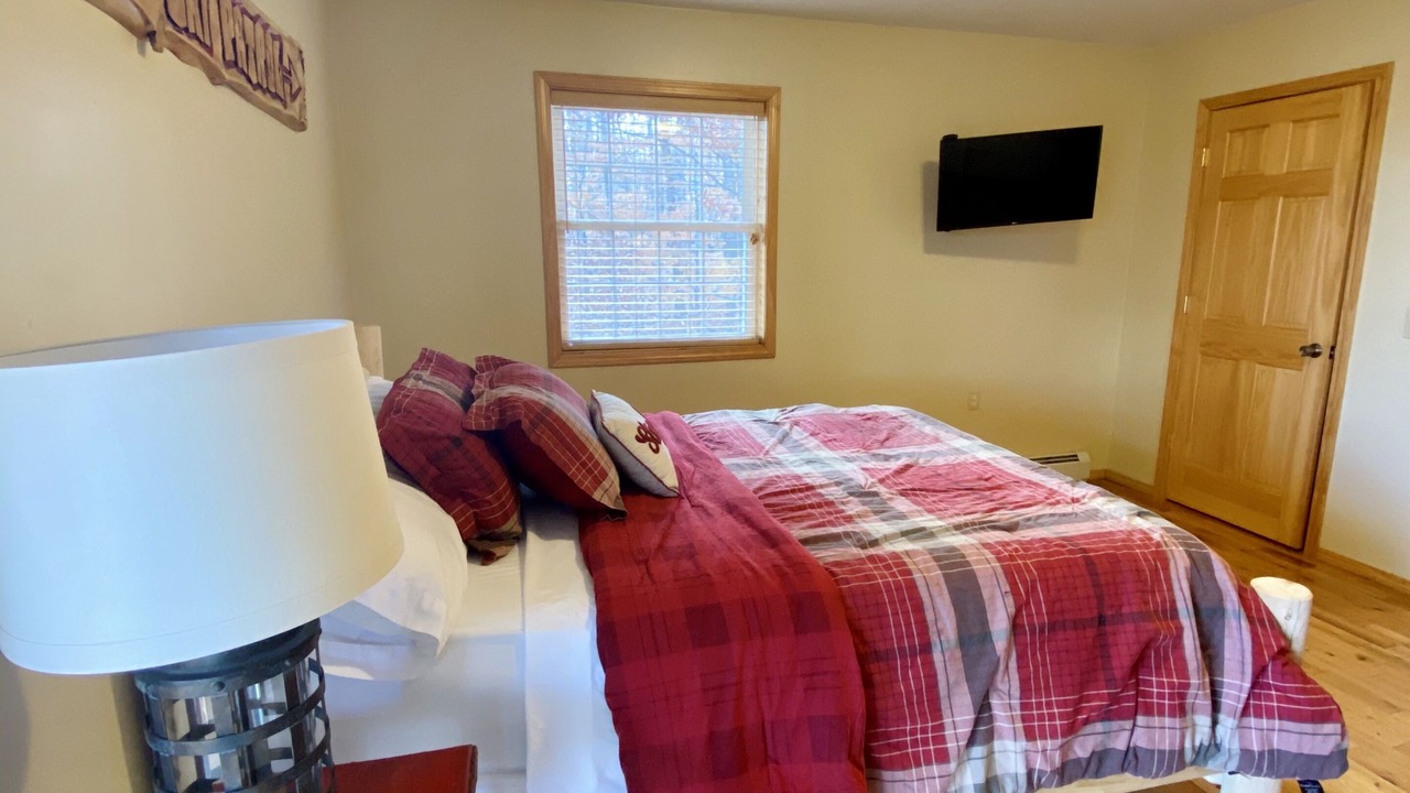 Photo of Bedroom in Town of Webb