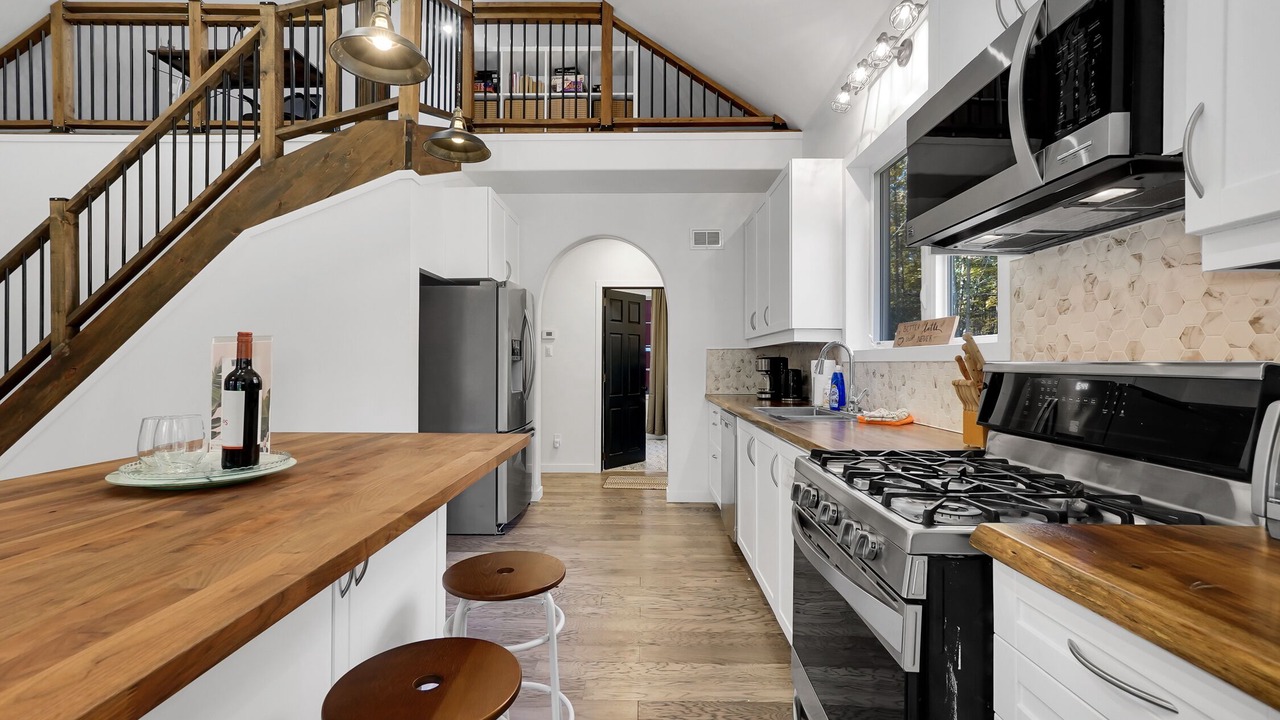 Photo of Kitchen in Campbellford