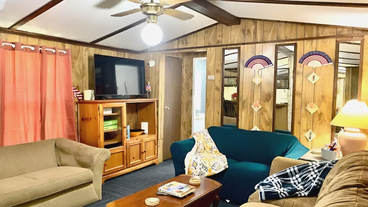 Photo of Livingroom in Wagoner
