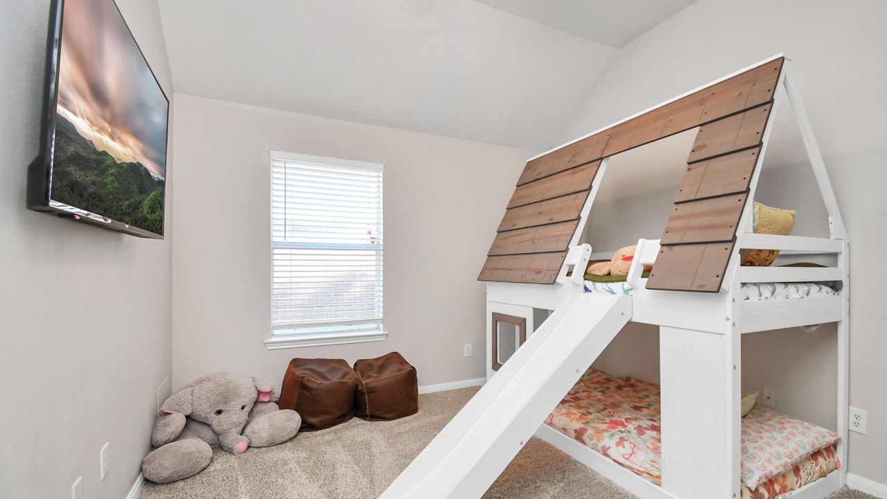 Photo of Bedroom in Falcon Point