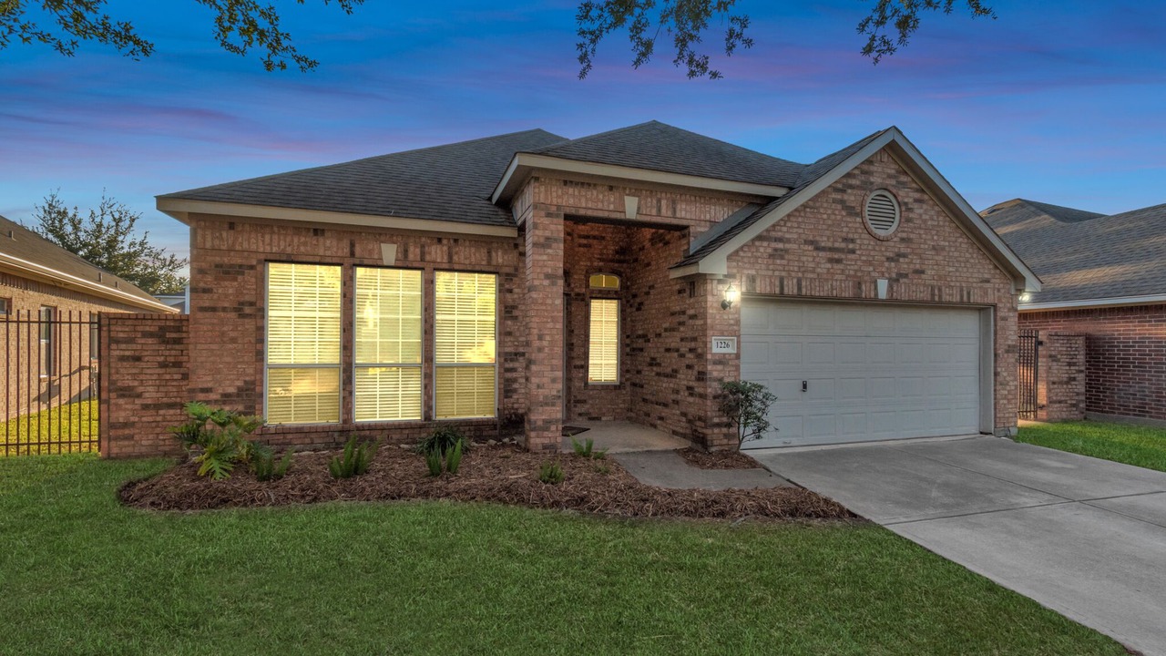 Photo of Outdoor in Falcon Point