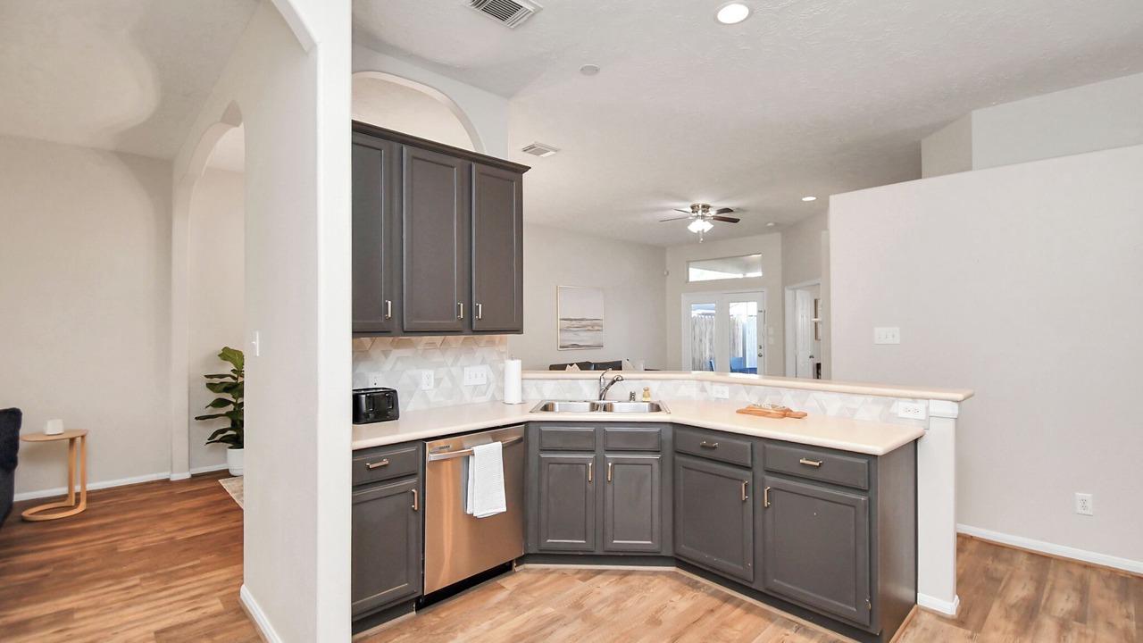 Photo of Kitchen in Falcon Point