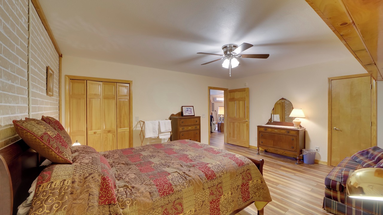 Photo of Bedroom in Dennis