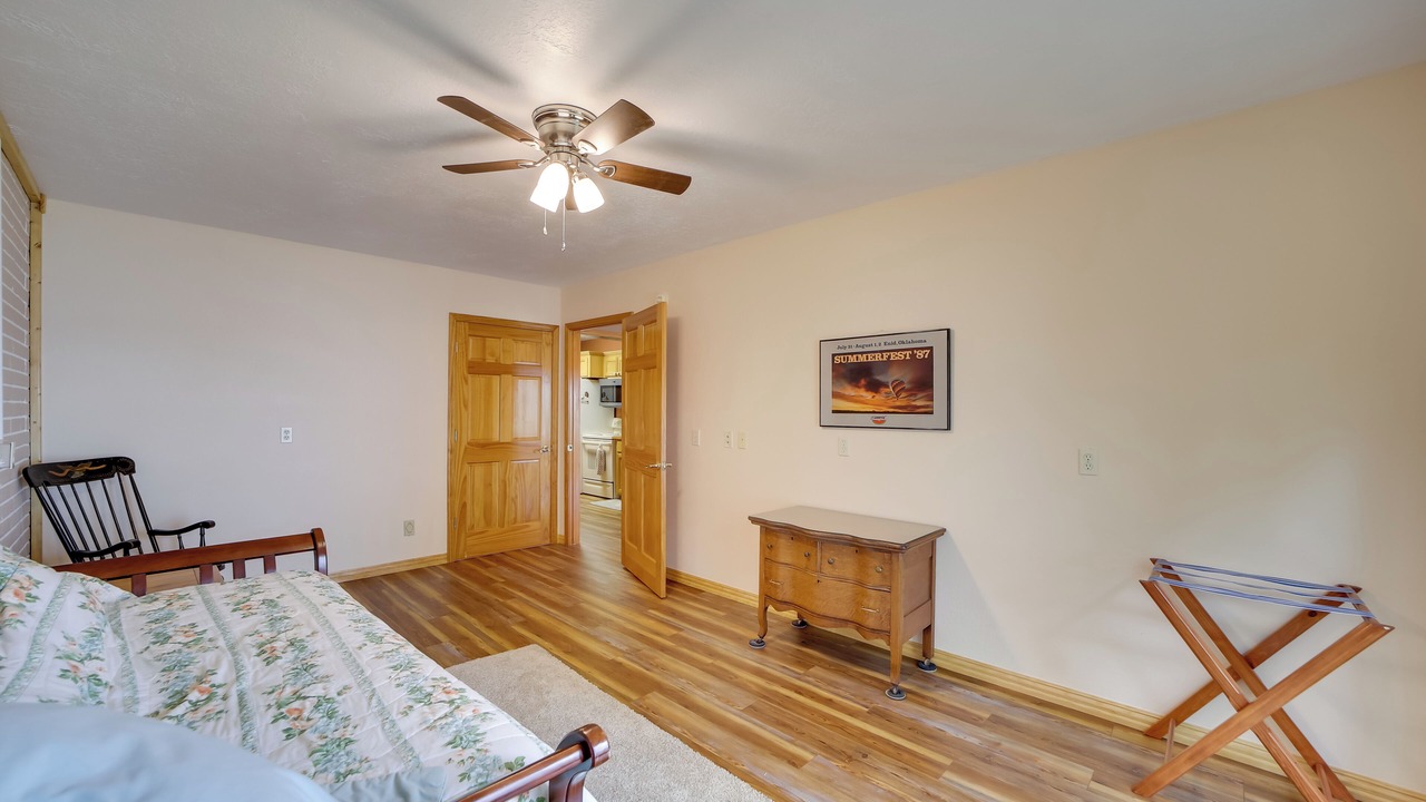 Photo of Bedroom in Dennis
