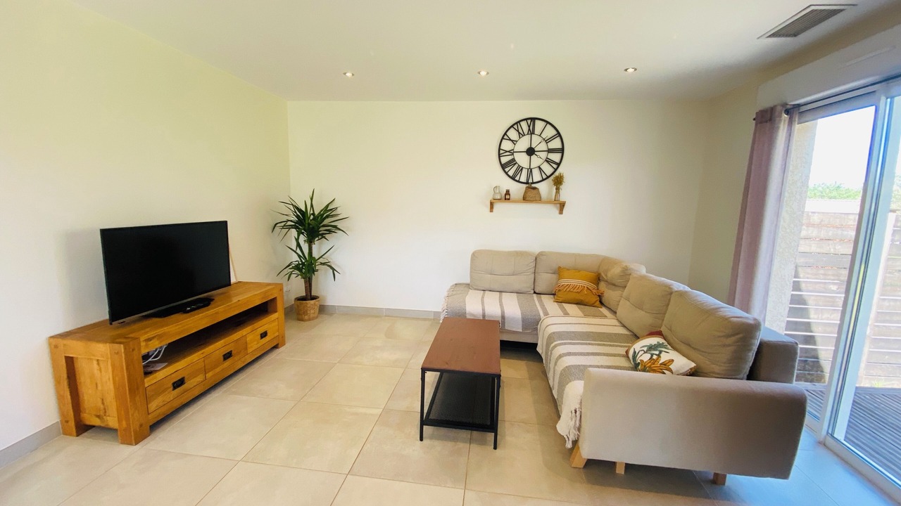 Photo of Livingroom in Saint-Come-et-Maruejols