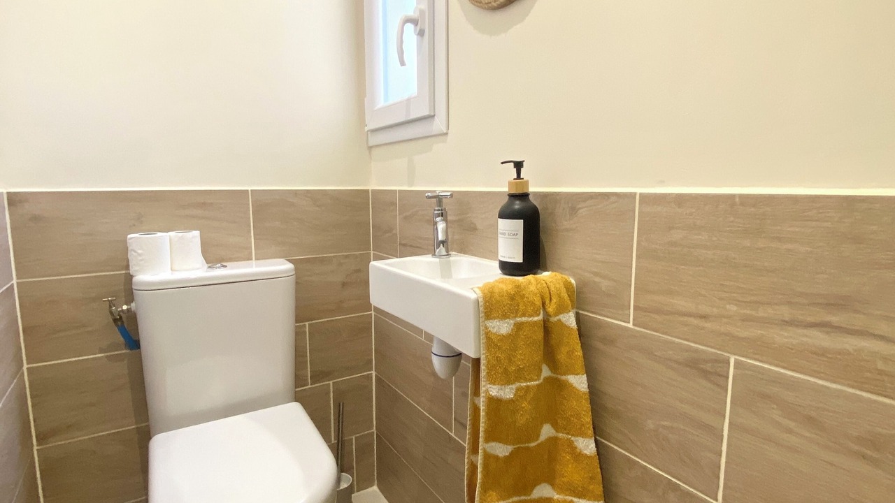 Photo of Bathroom in Saint-Come-et-Maruejols