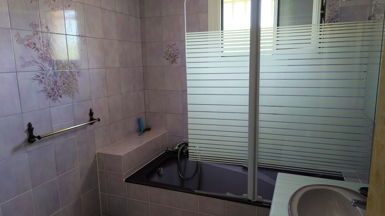 Photo of Bathroom in Meyrannes