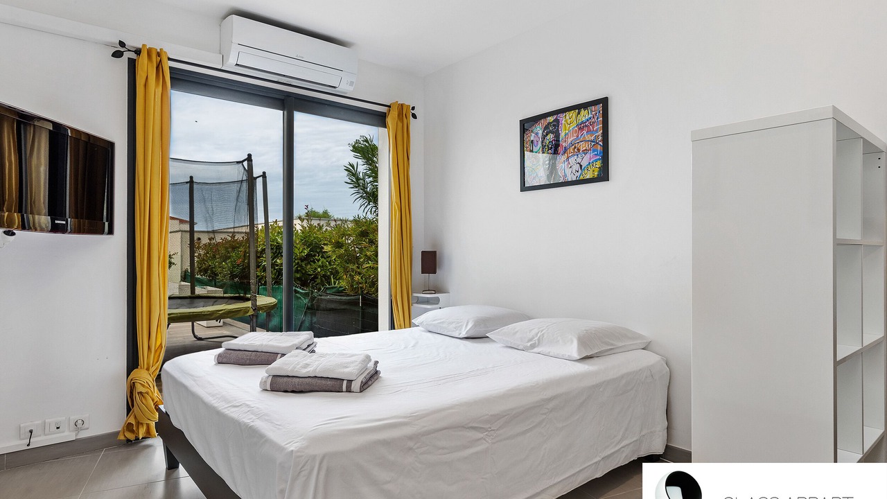 Photo of Bedroom in Le Cres
