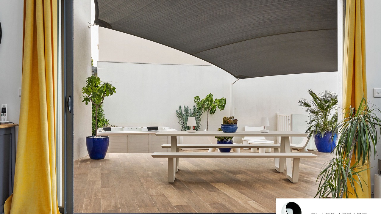 Photo of Outdoor in Le Cres