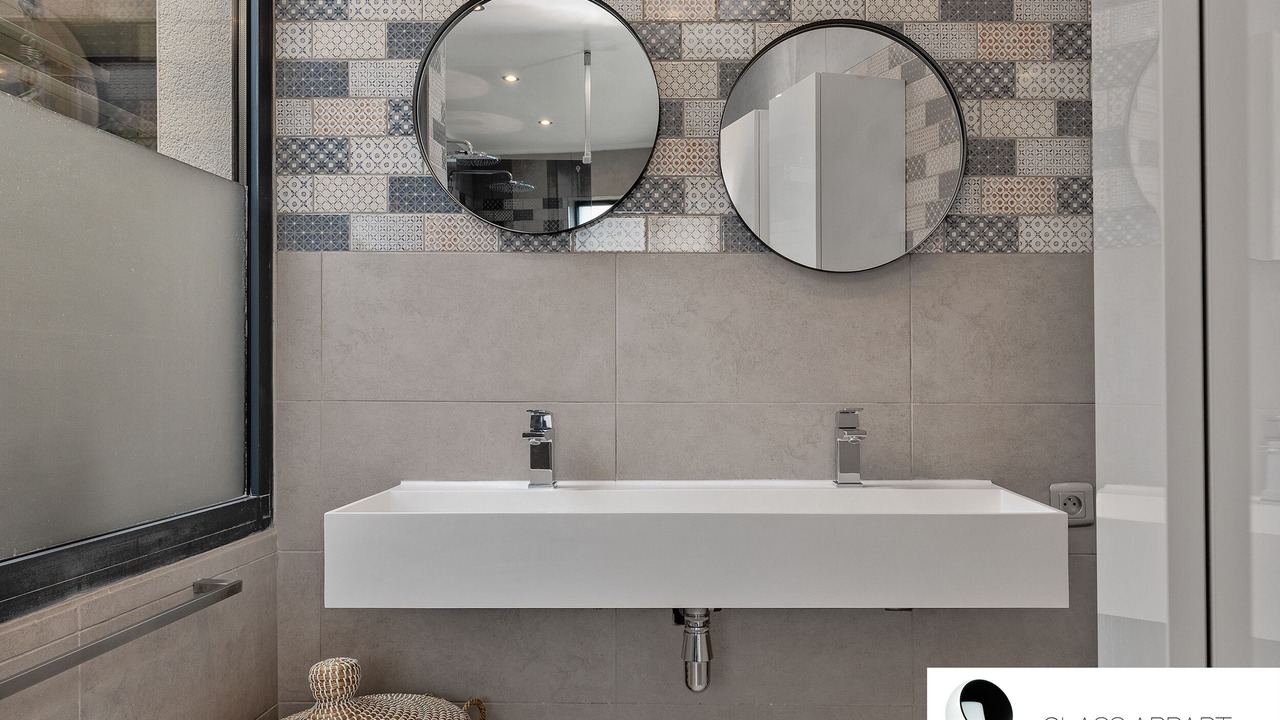 Photo of Bathroom in Le Cres