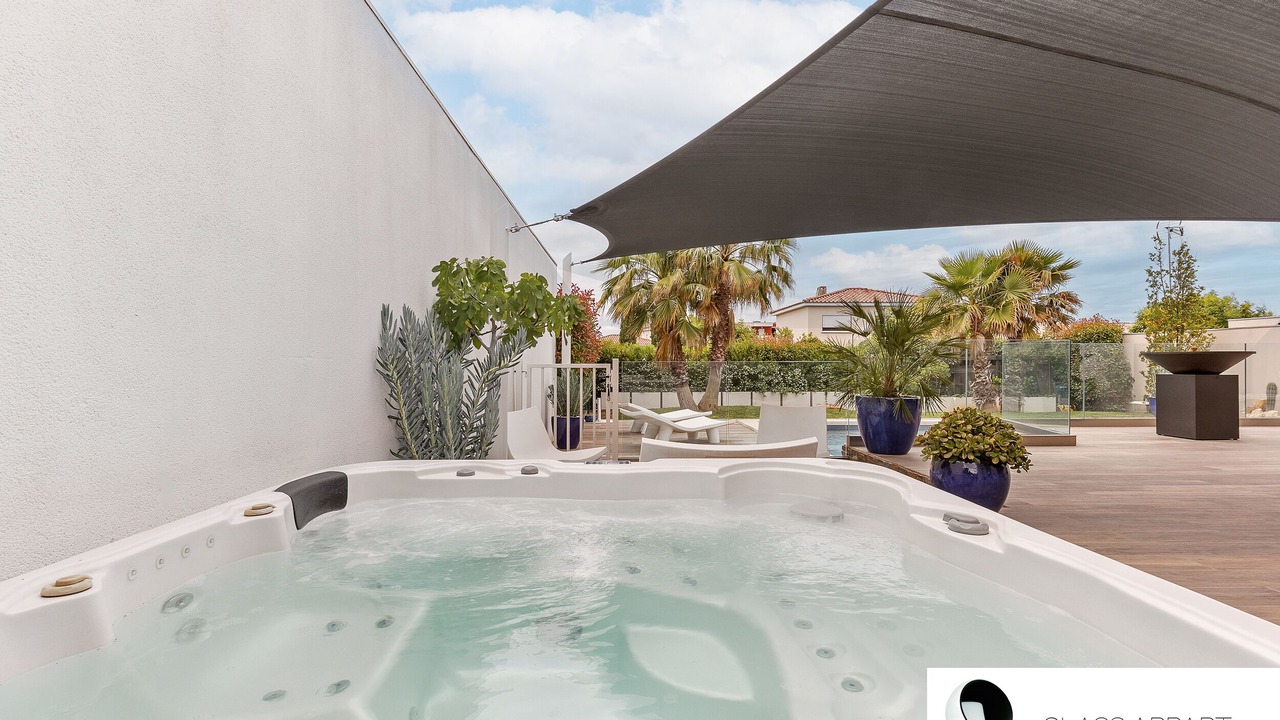 Photo of Patio Balcony in Le Cres