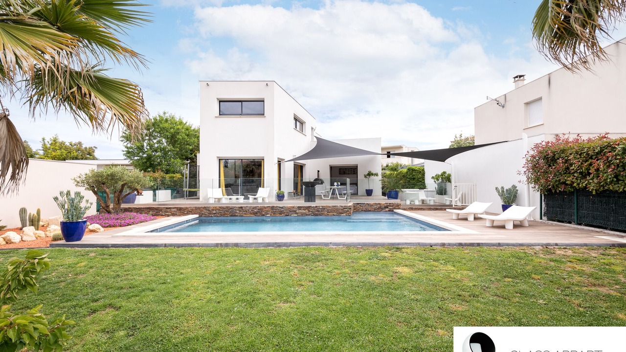 Photo of Outdoor in Le Cres
