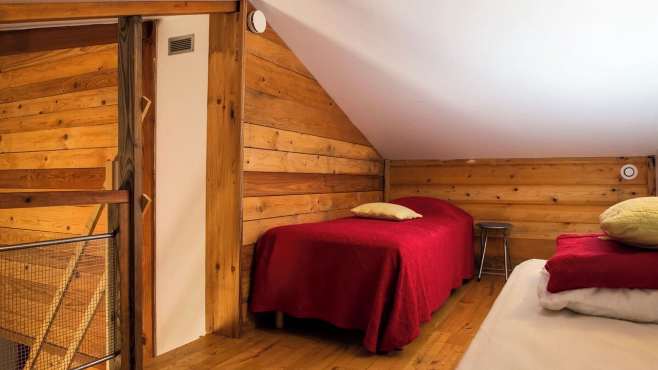 Photo of Bedroom in Saint-Remeze