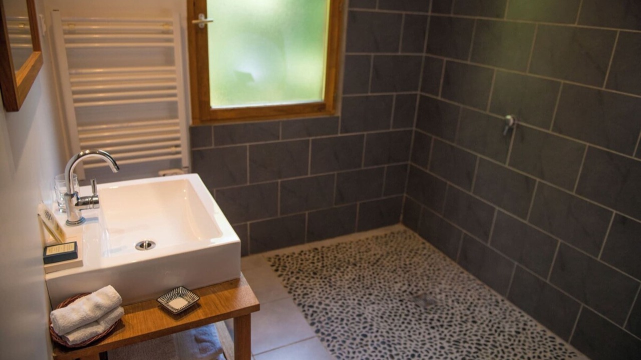 Photo of Bathroom in Saint-Remeze
