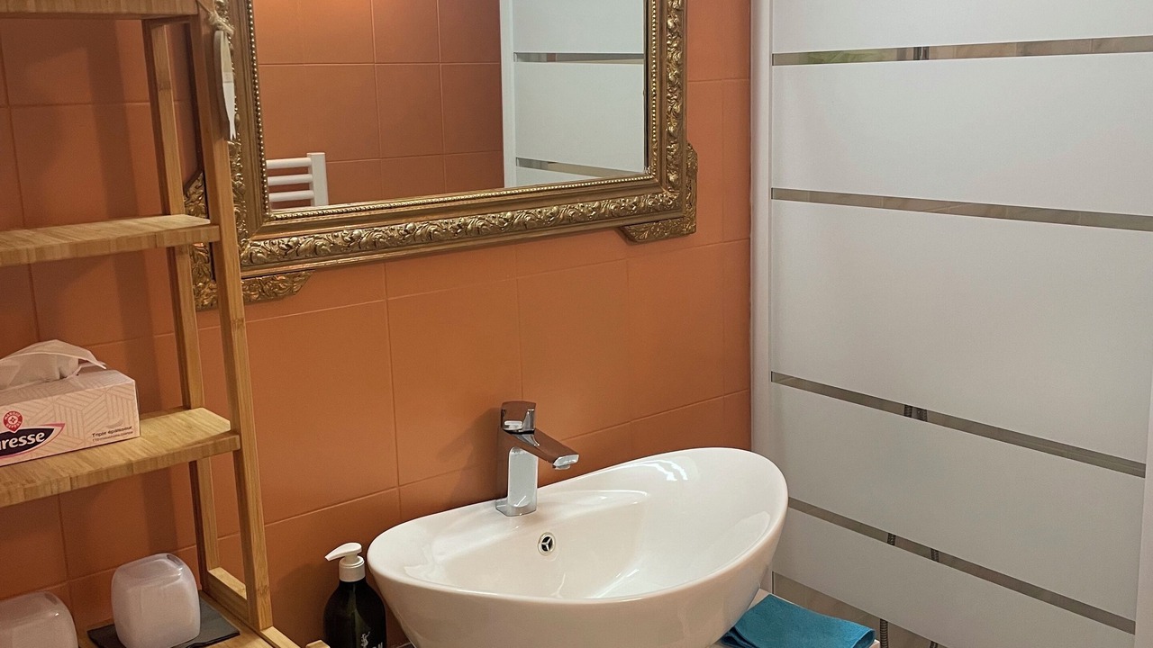Photo of Bathroom in Saint-Martin-de-Seignanx