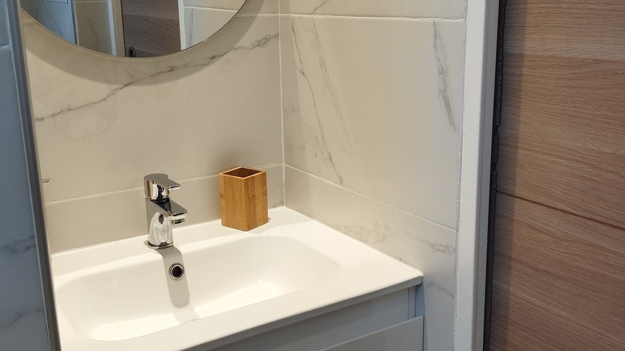 Photo of Bathroom in Le Pont-de-Claix