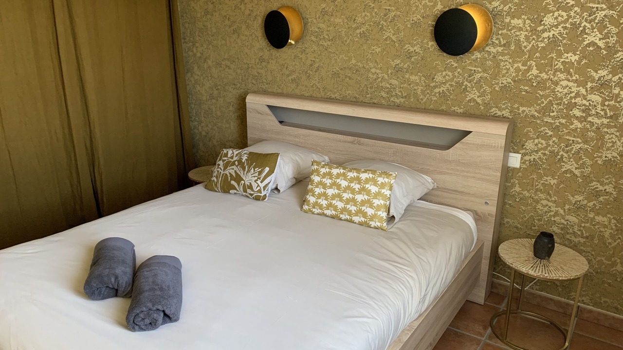 Photo of Bedroom in Orpierre