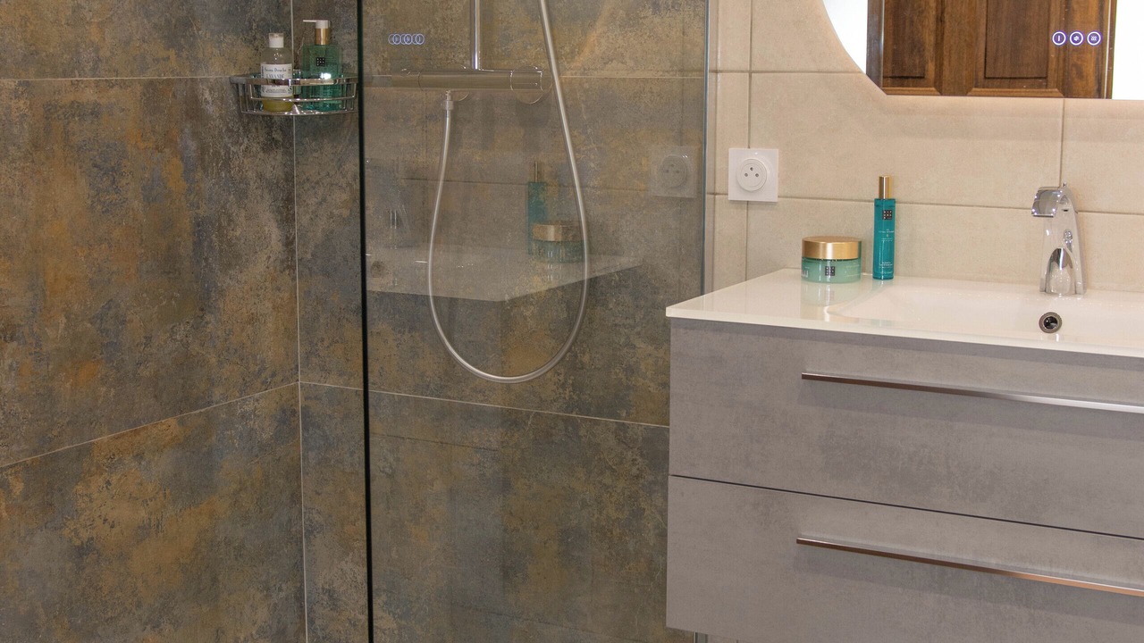 Photo of Bathroom in Orpierre