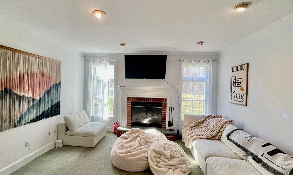 Photo of Livingroom in New Paltz