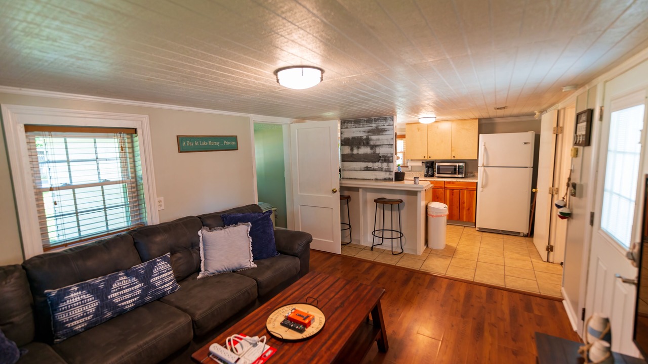 Photo of Livingroom in Hollands Landing