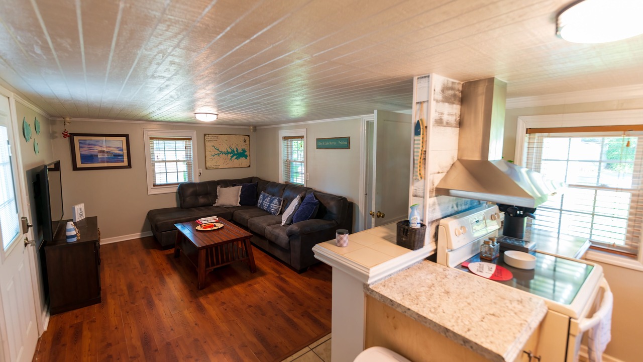 Photo of Livingroom in Hollands Landing