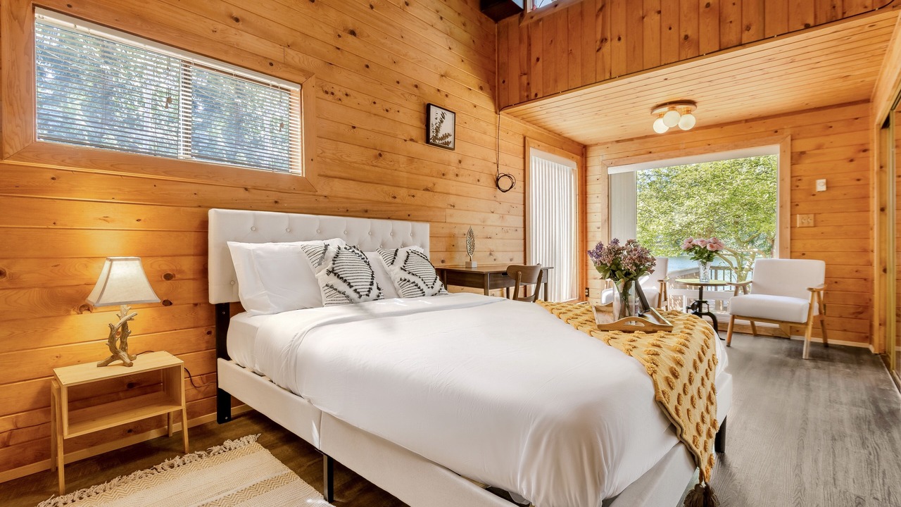 Photo of Bedroom in Black Diamond