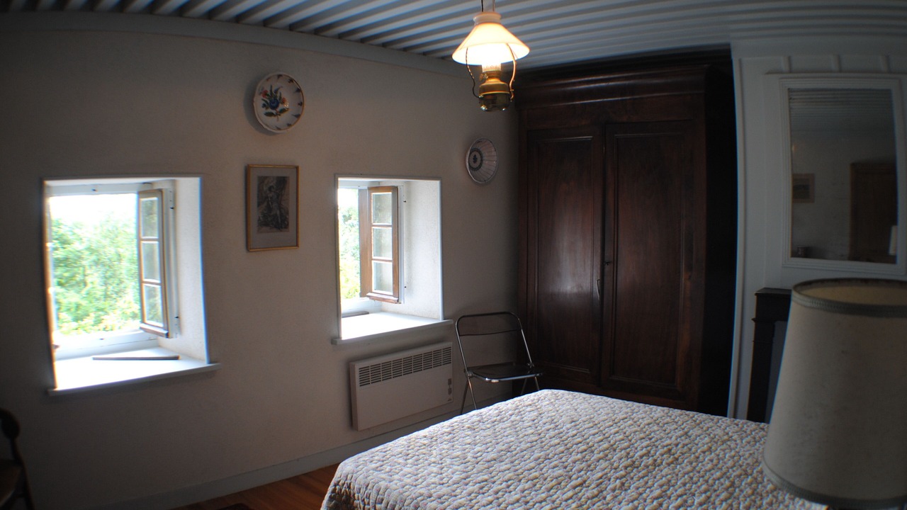 Photo of Bedroom in Saint-Pierre-la-Bourlhonne