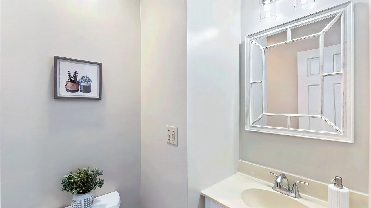 Photo of Bathroom in Lincolnia