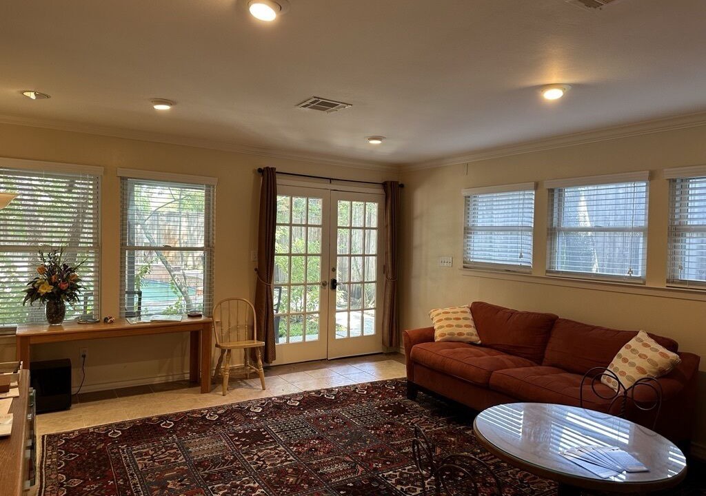 Photo of Outdoor in Neartown