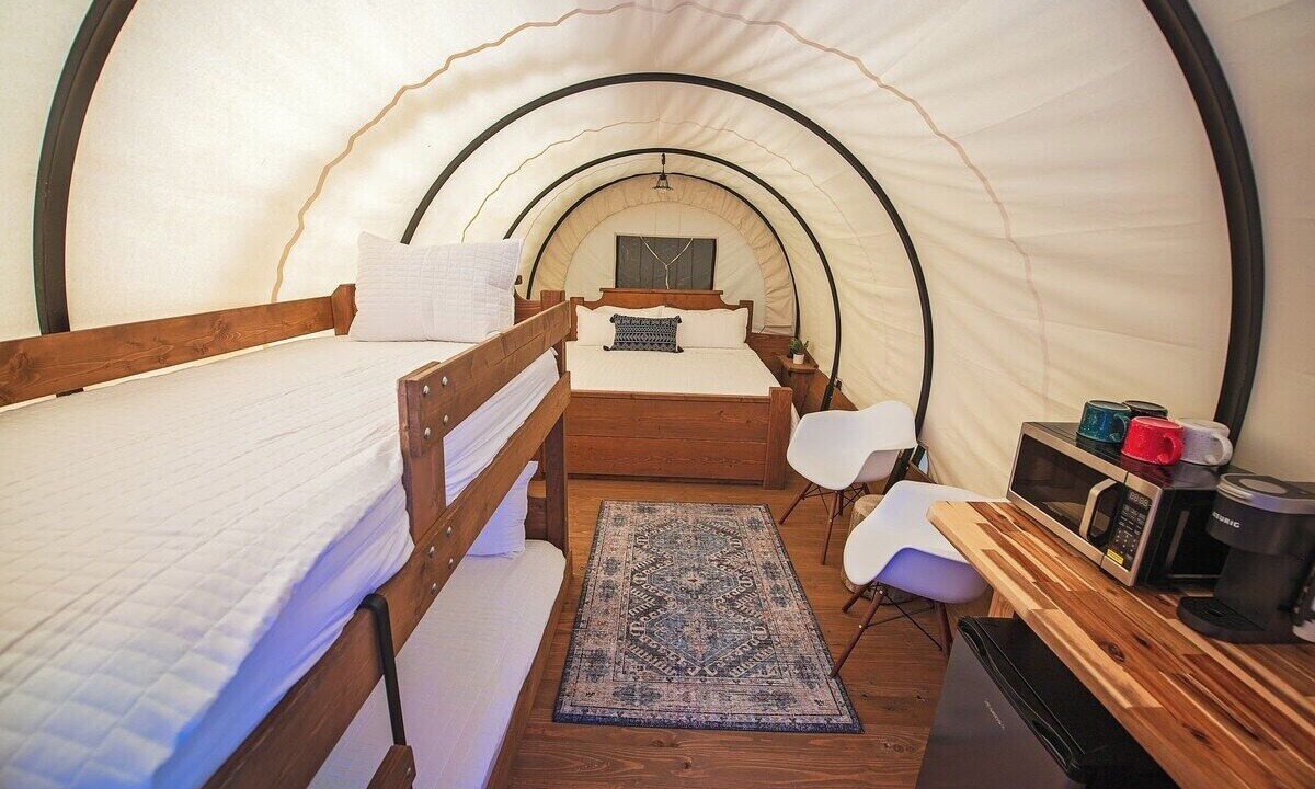 Photo of Bedroom in Benton