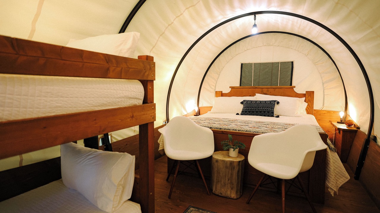 Photo of Bedroom in Benton