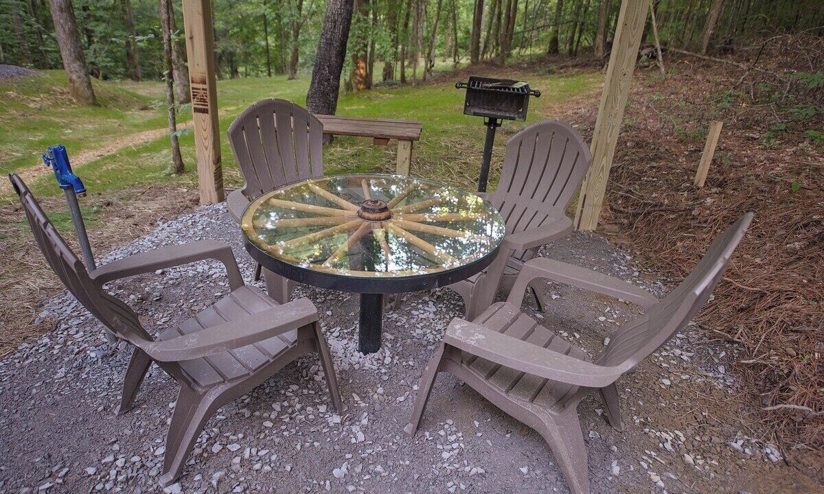 Photo of Outdoor in Benton