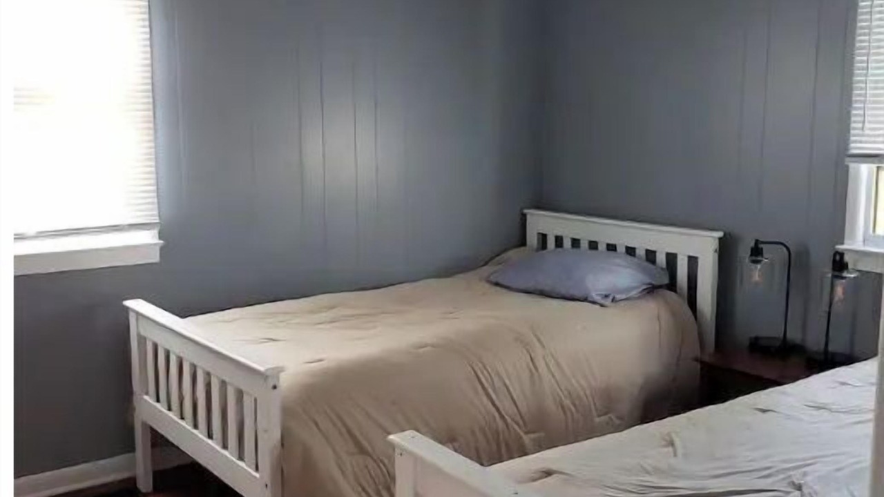 Photo of Bedroom in Deal Island
