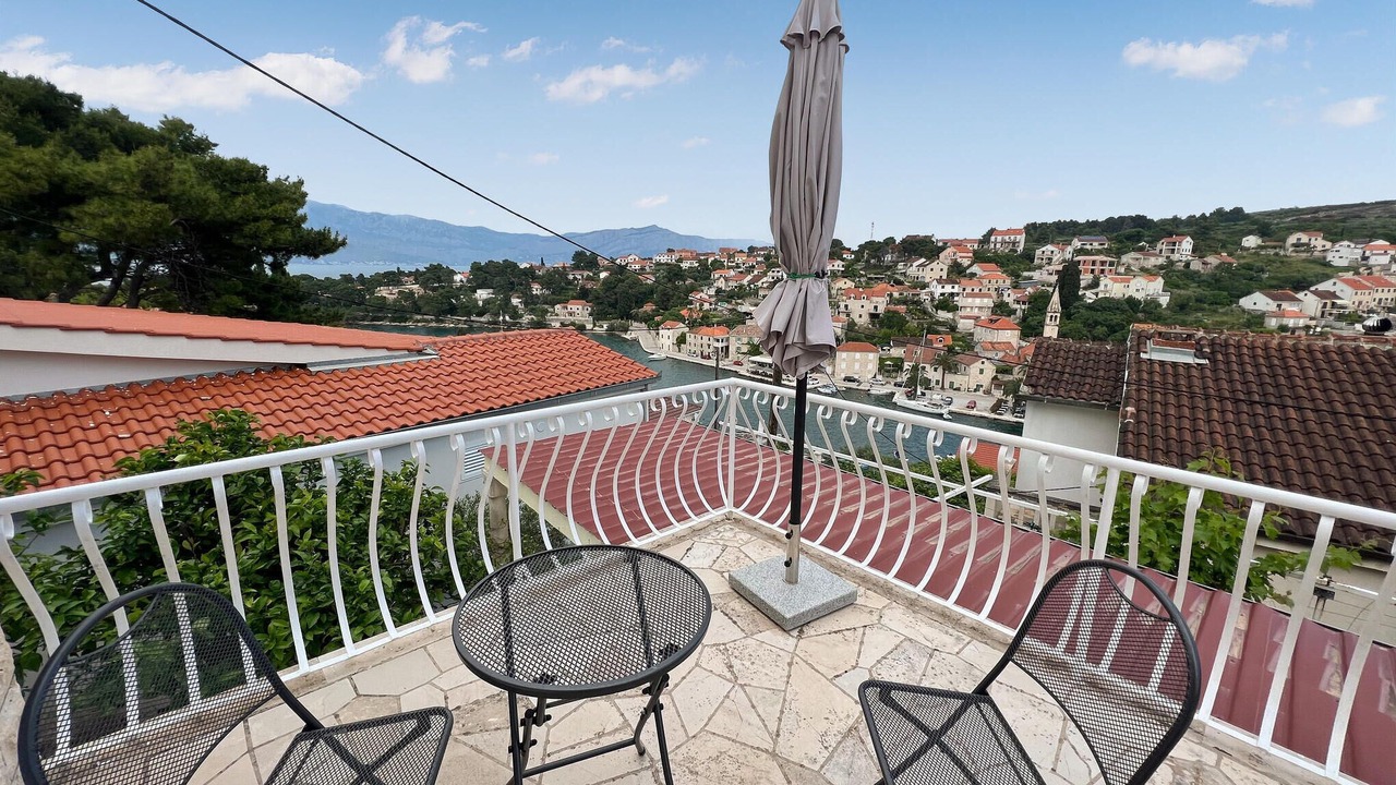 Photo of Patio Balcony in Splitska