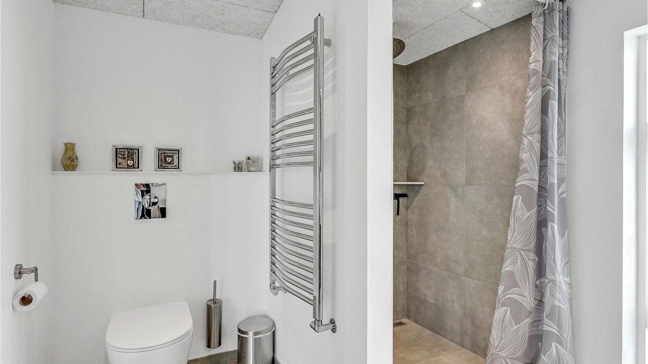 Photo of Bathroom in Hvalpsund