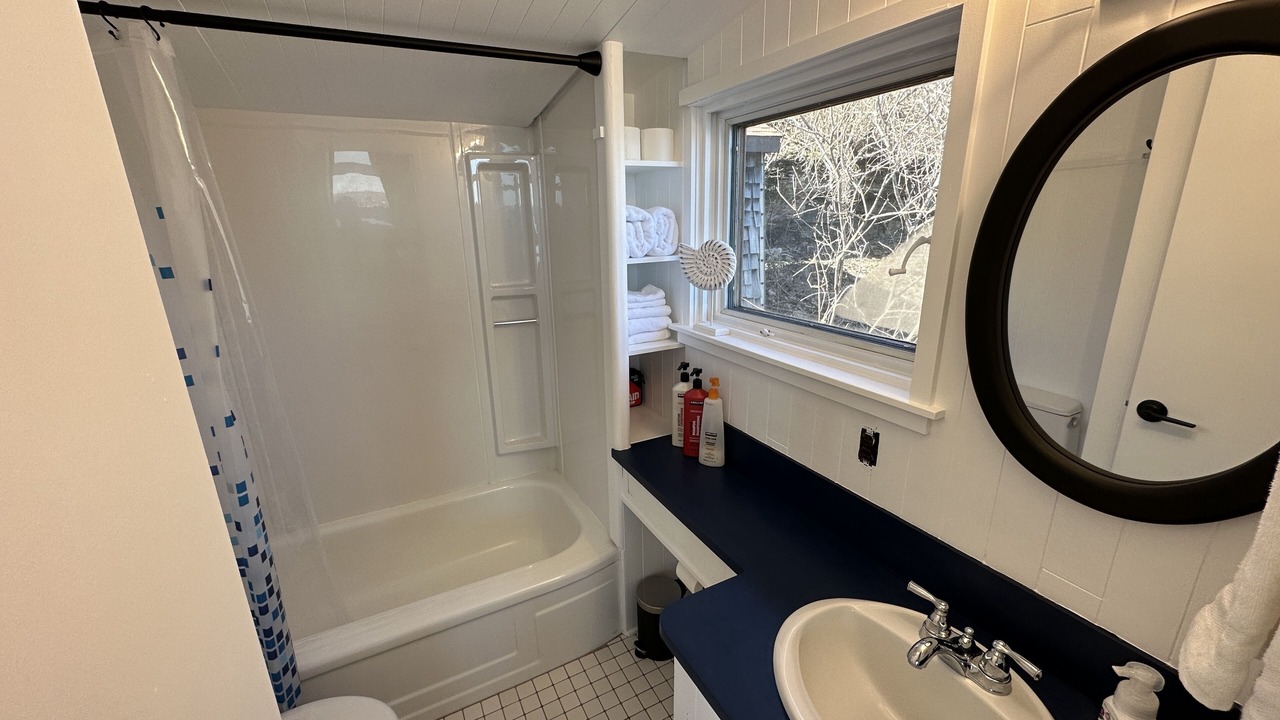 Photo of Bathroom in Addison