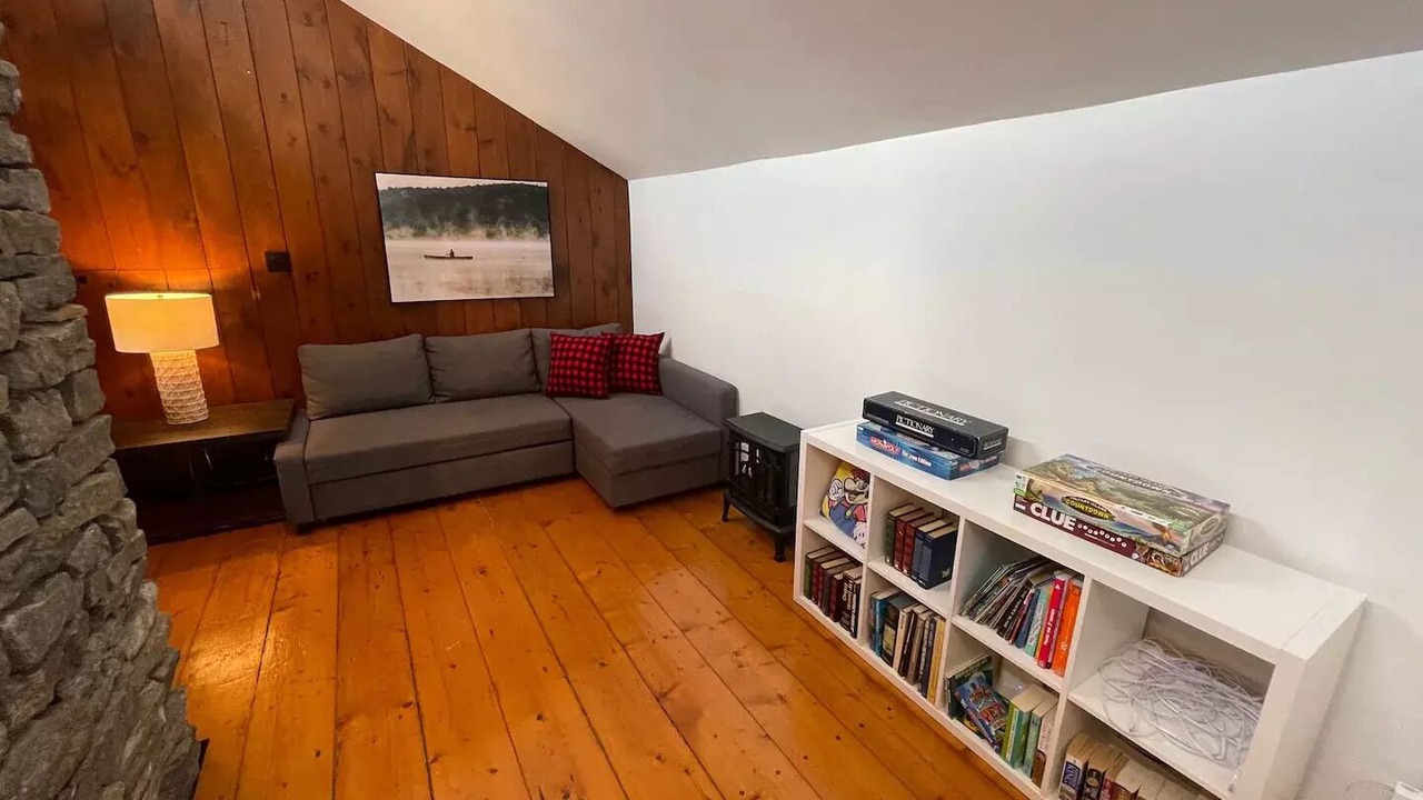 Photo of Livingroom in Addison