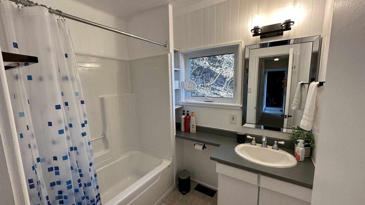 Photo of Bathroom in Addison