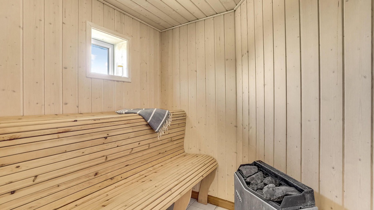Photo of Others in Øhuse