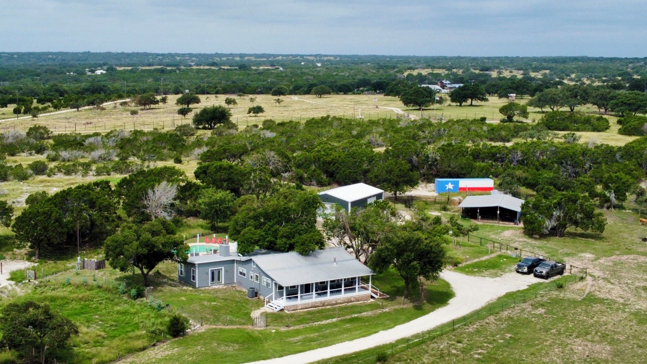 Photo of Outdoor in Harper
