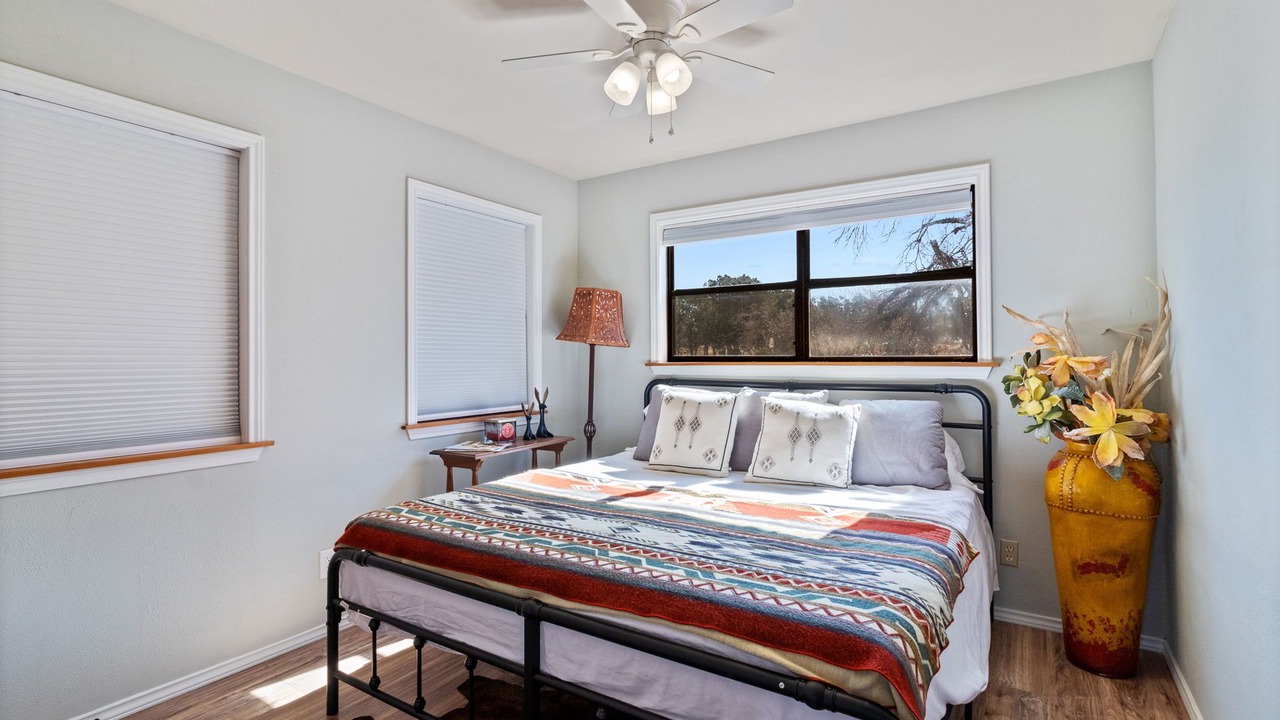 Photo of Bedroom in Harper