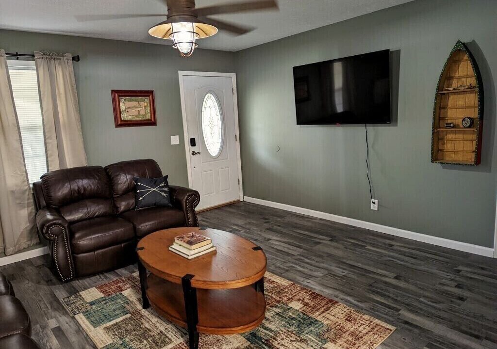 Photo of Livingroom in Flippin