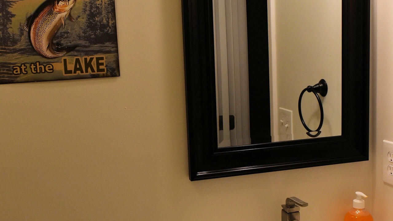 Photo of Bathroom in Flippin
