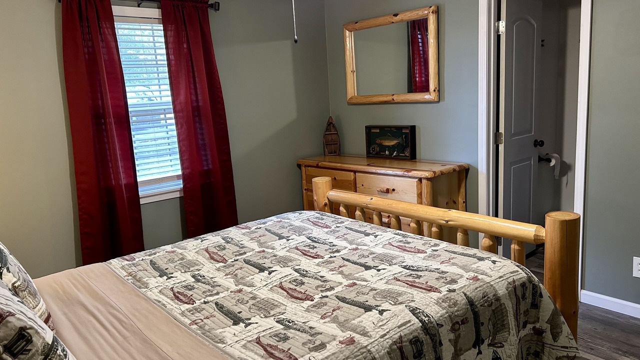 Photo of Bedroom in Flippin