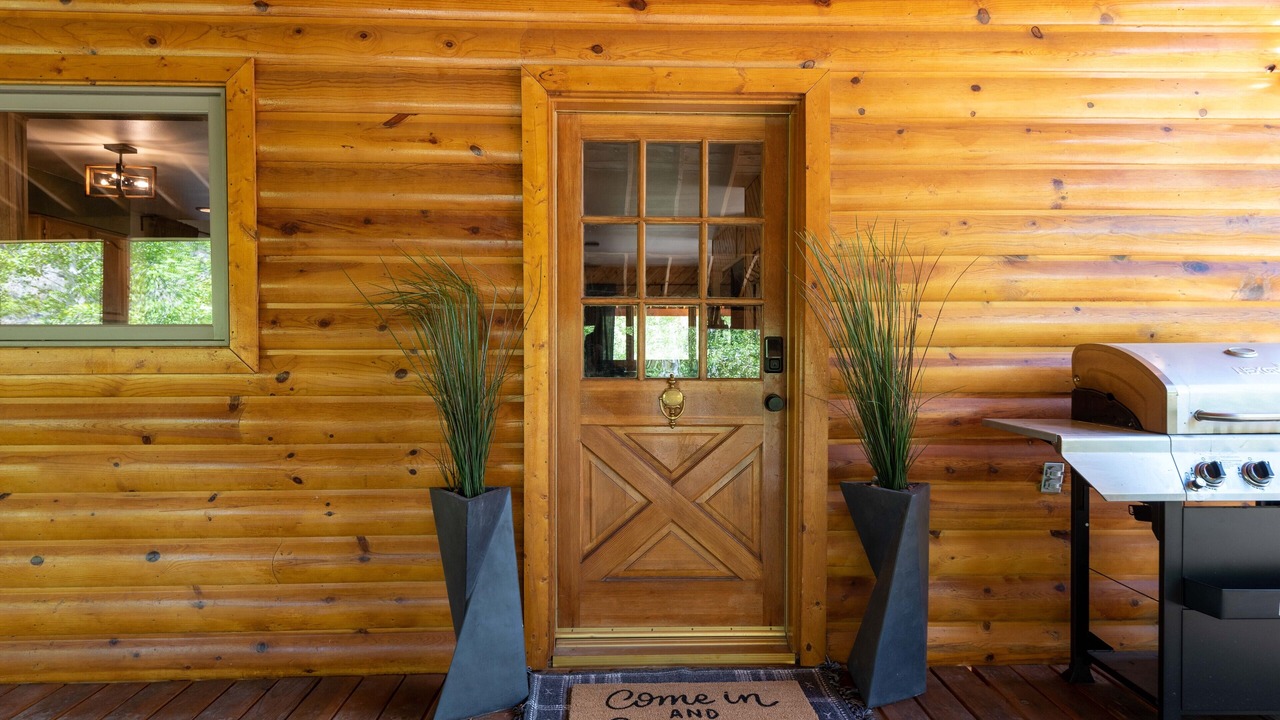 Photo of Outdoor in Mammoth Creek