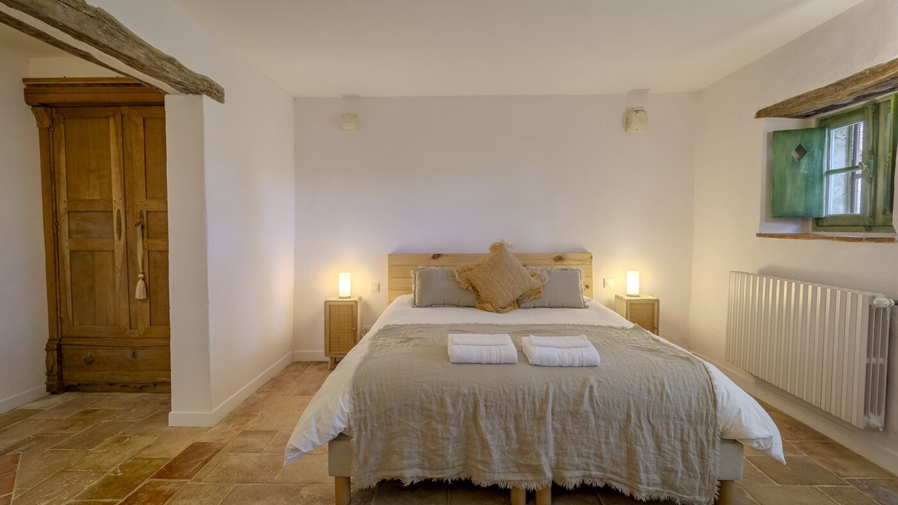 Photo of Bedroom in Saint-Leonard