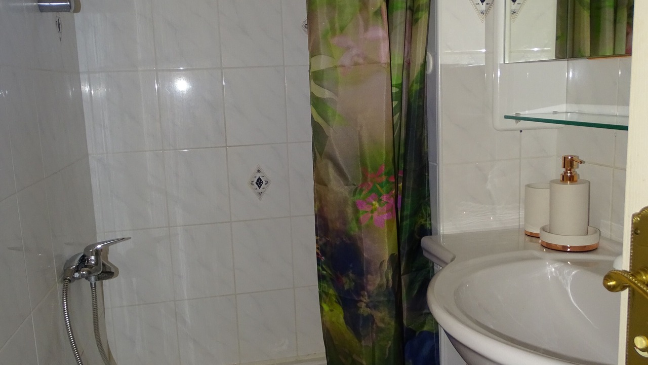 Photo of Bathroom in Saint-Ferriol